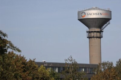 Die Gießerei Sachsenguss in Wittgensdorf ist die letzte Großgießerei in Chemnitz. Am Montagmorgen gab es in dem Unternehmen einen Großeinsatz von Feuerwehr und Rettungsdienst, nachdem Säure ausgetreten war.