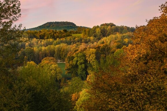 77 Wandertouren in neun Tagen - Atemberaubende Blicke und Natur pur verspricht die diesjährige Herbst-Wanderwoche. 