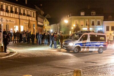 Immer wieder wurde in Zwönitz auf nicht angemeldeten Kundgebungen gegen die Corona-Politik demonstriert.