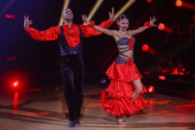 Detlef D! Soost und Ekaterina Leonova tanzen zusammen.