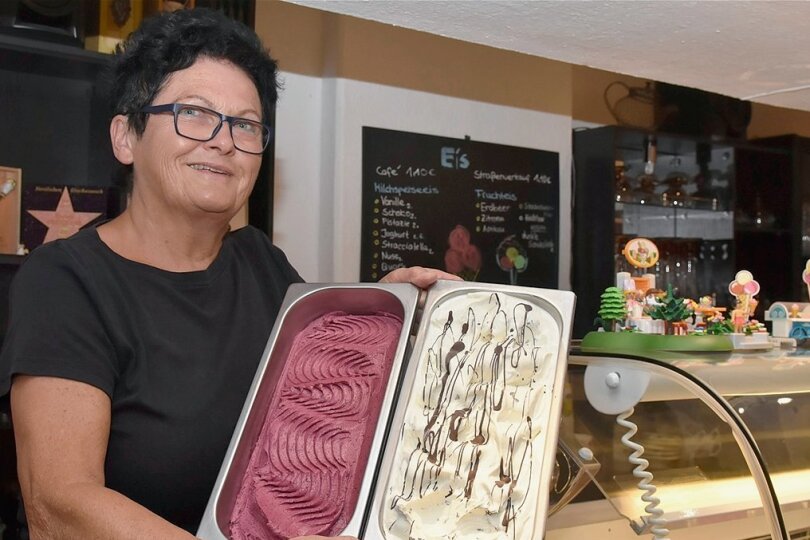 Klassische Eissorten sind bei Kerstin Dobritzsch in Bad Brambach gefragt.