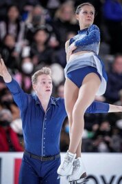 Die Chemnitzer Letizia Roscher und Luis Schuster - hier beim Skate America in Norwood in Aktion - feierten im Vorjahr mit Rang drei beim Grand Prix in Sheffield ihren bisher größten Erfolg. 