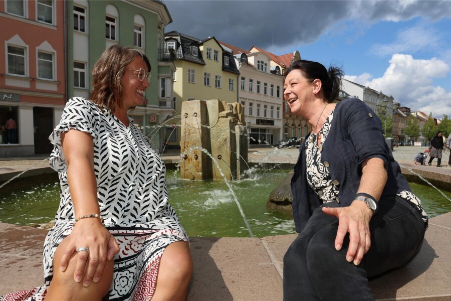 Madlen Ostertag (links) und Kerstin Menz freuen sich auf die Messe, die sie organisiert haben. Die Idee dafür kam den beiden Frauen im Frühjahr bei einer Veranstaltung in der Stadthalle.
