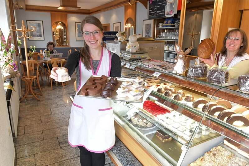 Bäckerei Konditorei Café Aschaffenburg Der Brotmacher 90 Jahre Bäckerei Schäfer: Warum hier Männer Schlange stehen