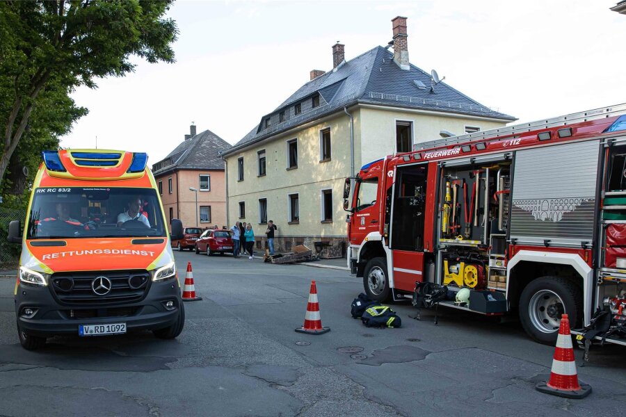 94-Jährige bei Wohnungsbrand in Netzschkau schwerverletzt - In der Gartenstraße in Netzschkau kam es am Samstag zu einem Brand. Die Mieterin wurde schwer verletzt.
