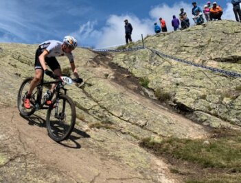 Der 16 Jahre alte Toni Albrecht - hier während des Cross-Country-Rennens - kam in Frankreich als bester Deutscher auf Rang 10. 