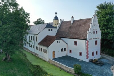 Für Familien mit Kindern, die das Kloster in Frankenhausen besuchen, steht künftig ein Wickeltisch bereit.