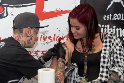 50 Tattoo-Künstler werden in Zwickau erwartet. 