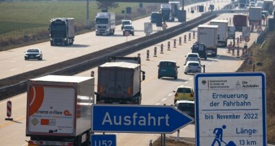 A4 wird für acht Monate Baustelle - Am heutigen Montag sollen auf der Autobahn zwischen Glauchau-Ost und Schmölln die Sanierungsarbeiten beginnen, die sich bis in den November hinziehen werden. 