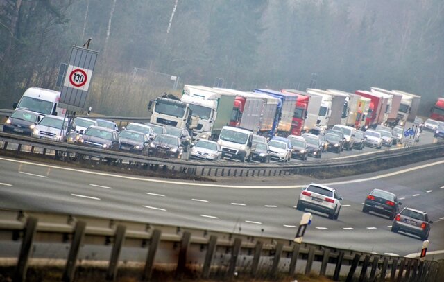 a72 zwischen treuen und reichenbach nach unfall voll gesperrt freie presse reichenbach