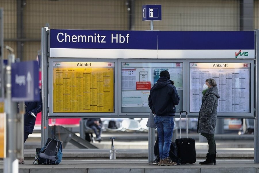 Ein Bahnsteig auf dem Chemnitzer Hauptbahnhof. Von hier aus soll es bald wieder eine direkte Verbindung nach Berlin geben. 