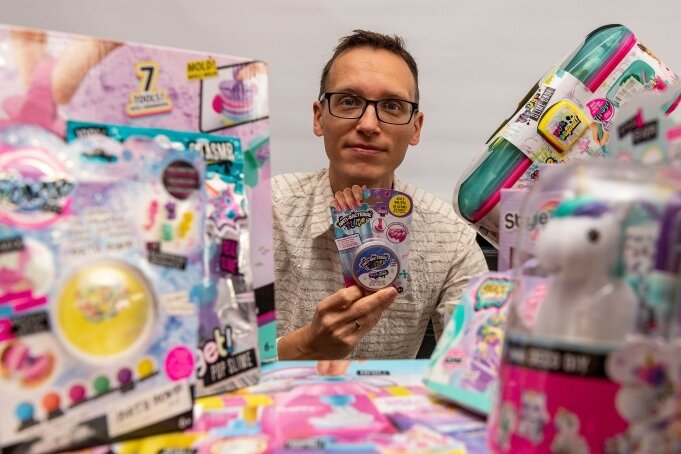 Absage von Spielwarenmesse trifft Hersteller hart - Alexander Putzschke von Canal Toys aus Lunzenau wollte die Messe zum Ausbau von Firmenkontakten nutzen. Dazu brauche man Präsenz. 