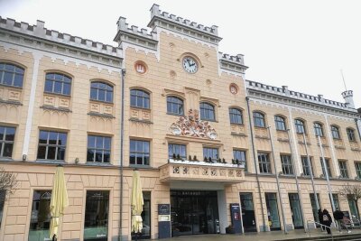 AfD-Abspaltung FfB im Zwickauer Stadtrat kostet Steuerzahler bis jetzt 70.000 Euro - Das Zwickauer Rathaus.