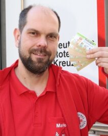 Aktion des Auer Zoos der Minis kommt bei Blutspendern gut an - Mario Schönherr vom DRK Ortsverein Lößnitz ist froh über die Zusammenarbeit mit dem Zoo der Minis. 