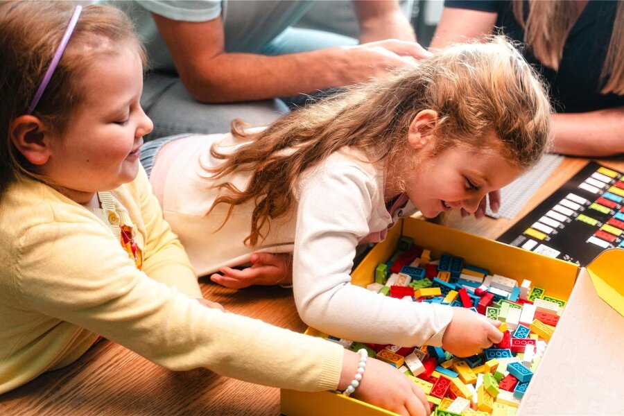 Aktion in Mittweida: Ägypten als Legowelt - Bei einer Aktion in Mittweida können Familien mit Kindern Lego-Welten bauen.