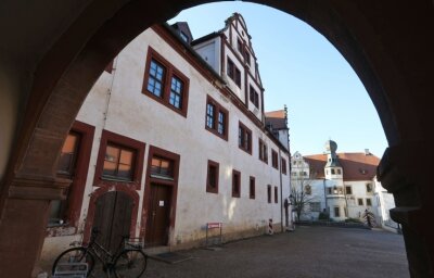 Als nächstes kommt im Schloss der Innenhof an die Reihe - Der Schlosshof von Forderglauchau soll umgestaltet werden.