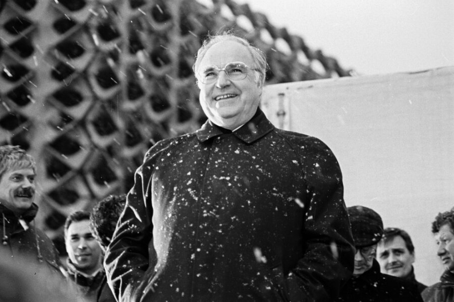 Alt-Bundeskanzler Helmut Kohl ist tot - Am 1. März 1990 war der damalige Bundeskanzler Helmut Kohl zu Besuch in Karl-Marx-Stadt.