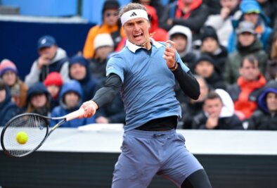 Alt oder nicht alt? Zverev vor Höhepunkten optimistisch - Tennis-Olympiasieger Alexander Zverev macht in München einen selbstbewussten Eindruck.