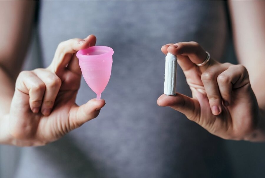 Alternative für Tampons und Binden: Eine Tasse für die Nachhaltigkeit - Menstruationstasse oder Tampon? 