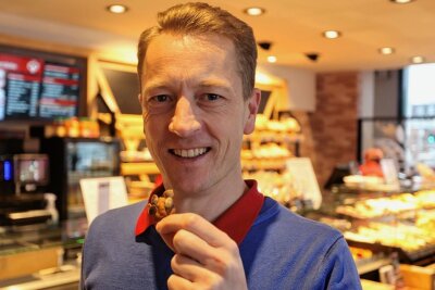 Alternative zu Chips: Mülsener Bäckermeister erfindet Brot-Snack - 300 Stunden lang hat Bäckermeister Roman Clauß für seinen Snack experimentiert.