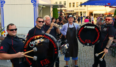 Altstadtfest: Mit Pauken und Trompeten ins Festwochenende - 