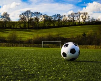 Amateursport geht in neuer Welle unter - Auf Mittelsachsens Fußballplätzen wird am Wochenende kaum ein Ball rollen. 
