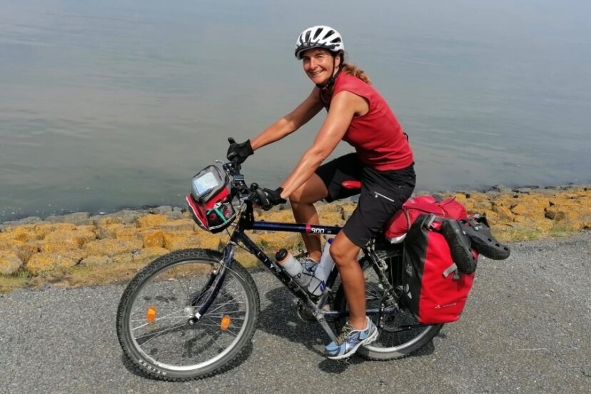 Angela Leichsenring auf Tour: Die 50-Jährige aus dem erzgebirgischen Lauter war mit dem Mountainbike und wenig Gepäck 85 Tage unterwegs bis zum Ziel in Portugal. Ihre erste Station hieß Amerika. 