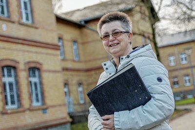 An der Rodewischer Landesklinik gibt es eine neue Chefin über die Zahlen - Carola Neumann ist die neue Verwaltungschefin im Sächsisches Krankenhaus Rodewisch.