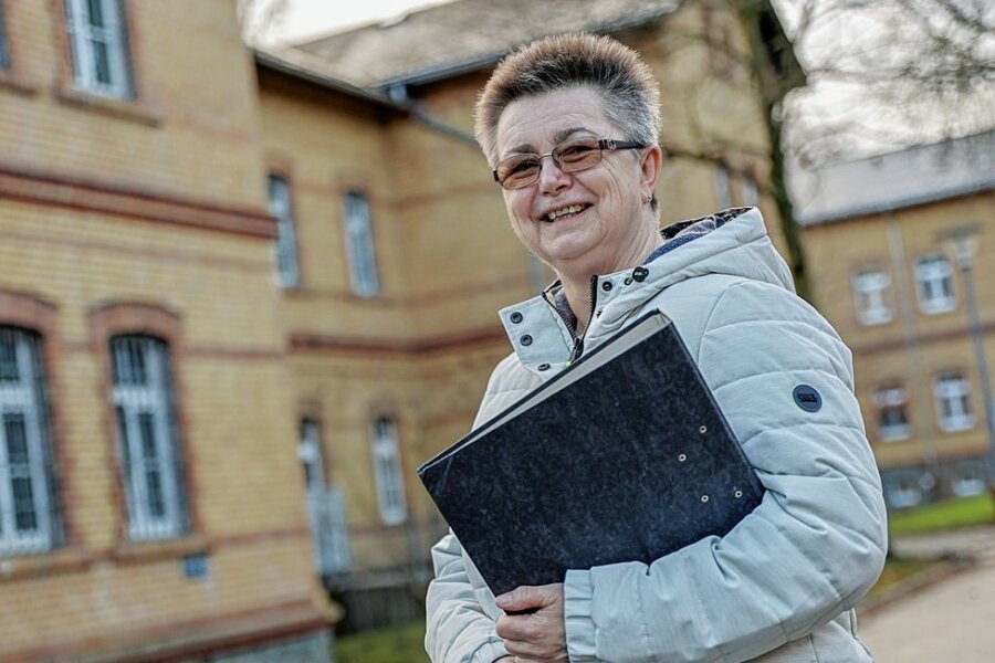 An der Rodewischer Landesklinik gibt es eine neue Chefin über die Zahlen - Carola Neumann ist die neue Verwaltungschefin im Sächsisches Krankenhaus Rodewisch.