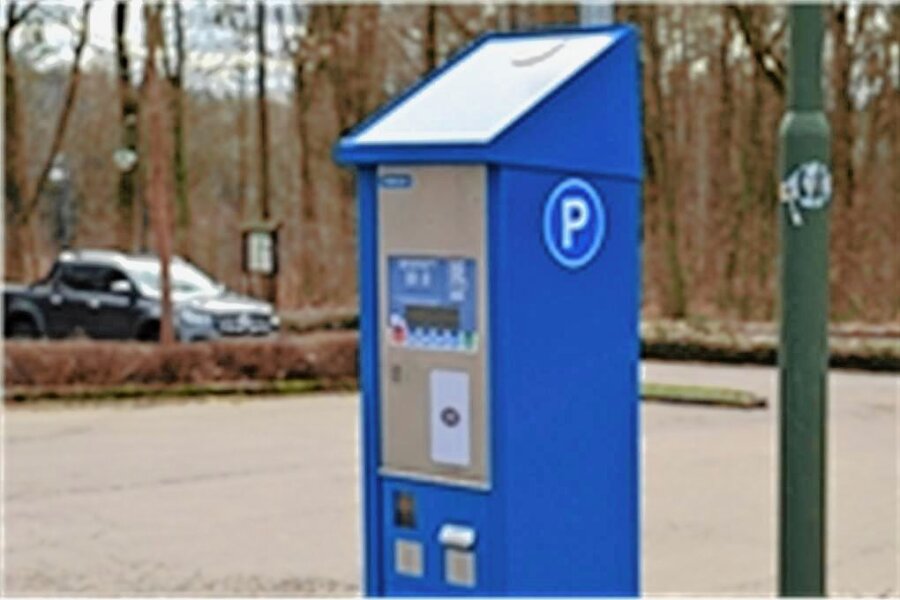 An der Talsperre Kriebstein wird die Schiffsfahrt nicht teurer - Auf dem Parkplatz der Talsperre Kriebstein gibt es neue Parkautomaten. 
