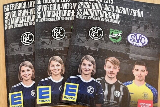 Das Sticker-Sammelalbum mit Spielerinnen und Spielern des BC Erlbach, SC Markneukirchen und der SpVgg Grün-Weiß Wernitzgrün. 