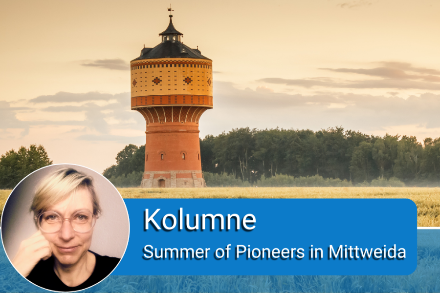 Katja Leyendecker ist Teilnehmerin bei Neulandias Initiative "Summer of Pioneers" und Teil des MittmachSommers. Die Stadt Mittweida ermöglicht bis zu zwanzig Kreativschaffenden und Digitalarbeitenden aus ganz Deutschland das Probewohnen und -arbeiten auf dem Land. 