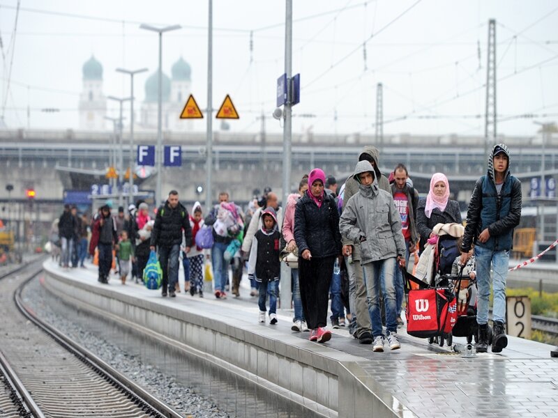 Ankommen, aufnehmen, abschieben: Flüchtlinge in Sachsen - 