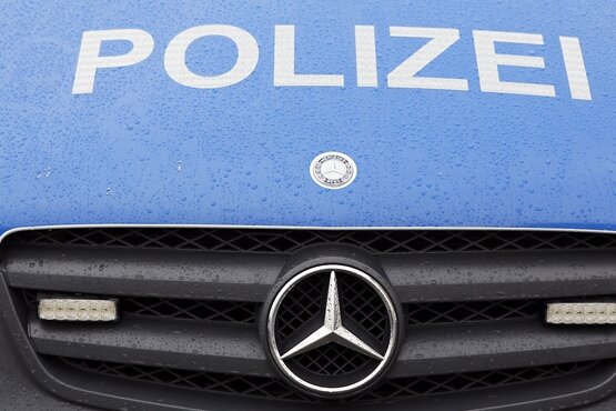 Annaberg-Buchholz: Parkplatzunfall - ein Verletzter, neun beschädigte Autos - 