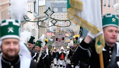Annaberg-Buchholz: Tausende Zuschauer erleben Abschlussbergparade - 