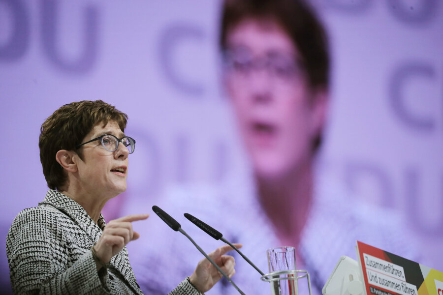 Annegret Kramp-Karrenbauer wird neue CDU Parteichefin - Annegret Kramp-Karrenbauer