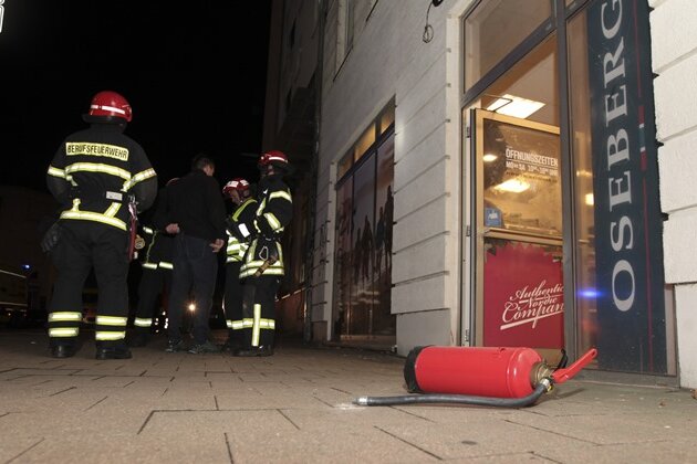Anschlag auf Geschäft in Plauen - Vier Verletzte - 