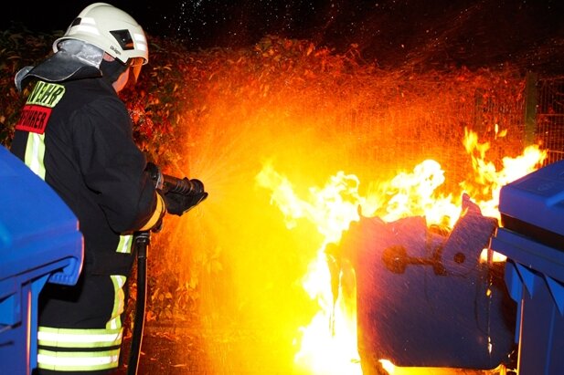 Anwohner bei Brand in Geringswalde verletzt - 