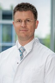 Anzahl der Infektionen mit RS-Virus steigt in Mittelsachsen weiter - Dr. Ulrich Zügge, Chefarzt Kinder- und Jugendmedizin am  Kreiskrankenhaus Freiberg.