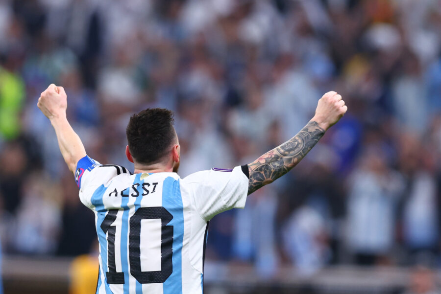 Argentinien zum dritten Mal Fußball-Weltmeister - Argentiniens Lionel Mess jubelt nach seinem Tor zum 3-2. 