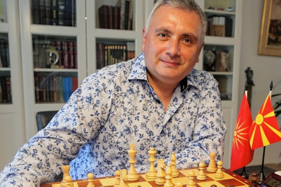 Arzt und Schachspieler aus Leidenschaft - Nur eine Partie hat Branko Stojanovski in der vergangenen Saison in der Liga verloren. Sein Heimatland trägt er stets im Herzen. 