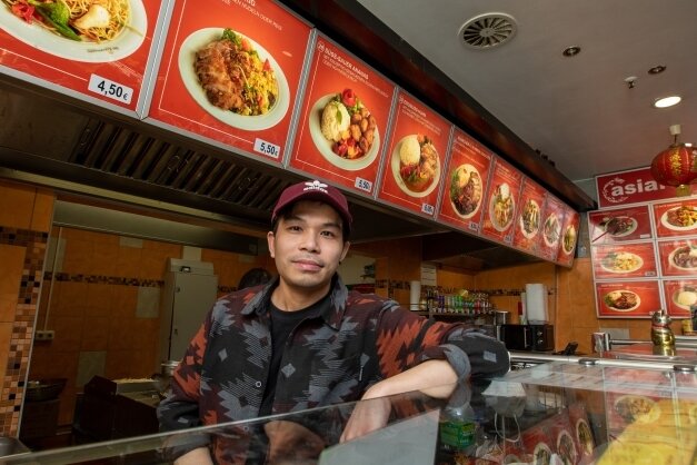 Asia-Imbiss in den Kolonnaden schließt - Hai Anh Doan gibt seinen Asia-Food in den Plauener Kolonnaden auf. Er hat andere berufliche Pläne. 