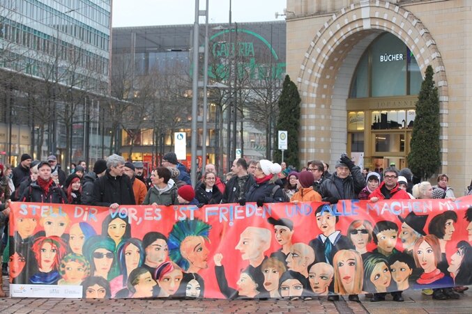 500 Menschen folgten dem Aufruf des Bündnisses "Chemnitz nazifrei".