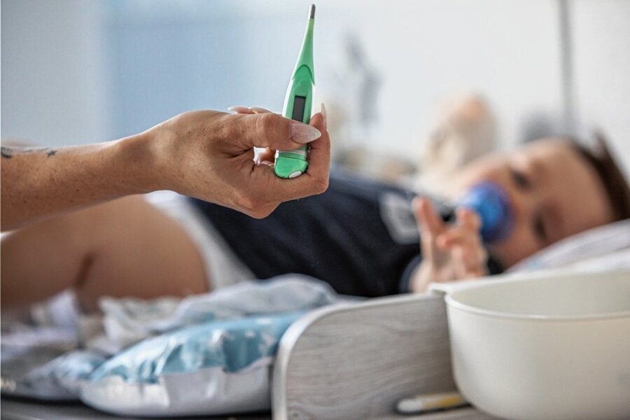 Atemwegsinfekte: MVZ in Rodewisch muss Öffnungszeiten verlängern - Gerade den Jüngsten kann eine Infektion mit RS-Viren zusetzen. Es kann zu Atembeschwerden kommen. 