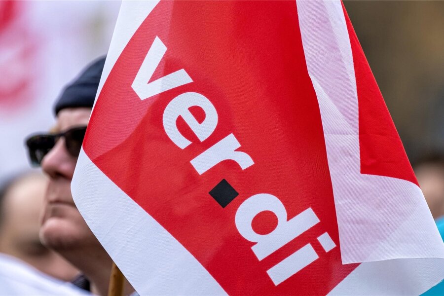 Auch im Vogtland: Warnstreiks im Einzelhandel am Freitag und Samstag - Die Gewerkschaft Verdi ruft heute auch im Vogtland zu Warnstreiks in Einkaufsmärkten auf.