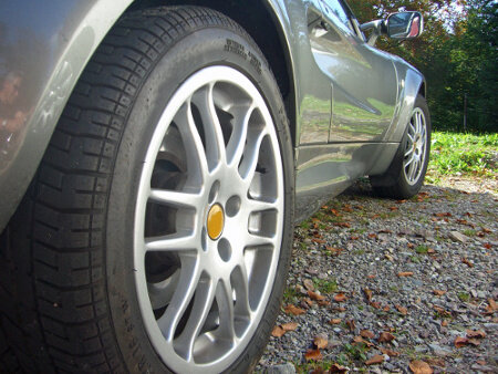 Auch Reifen können Sprit sparen - Energy-Saver-Reifen helfen beim Spritsparen.