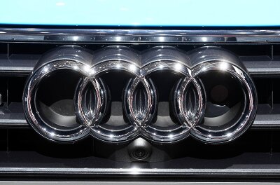 Audi-Fans planen Weltrekordversuch auf dem Platz der Völkerfreundschaft - Der Audi Club Vogtland will das Audi-Logo auf dem Platz der Völkerfreundschaft mit Fahrzeugen nachbilden.