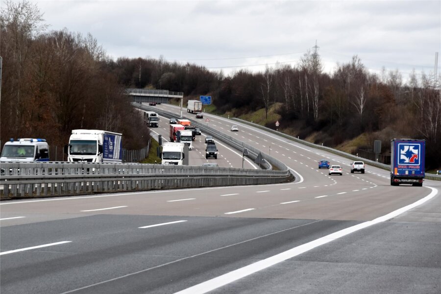 Audi im „Tiefflug“ auf der A4 bei Frankenberg - Die Autobahn A 4 nahe Frankenberg: Hier wurde ein Autofahrer mit deutlich überhöhter Geschwindigkeit ertappt.