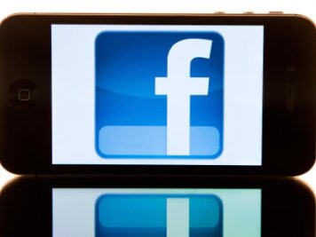 Aue: Prozess wegen Volksverhetzung: Facebook-Kommentar kostet Mann 2400 Euro - 