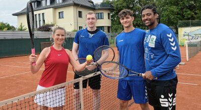 Auer Handballer nehmen in Zwickau den Schläger in die Hand - 